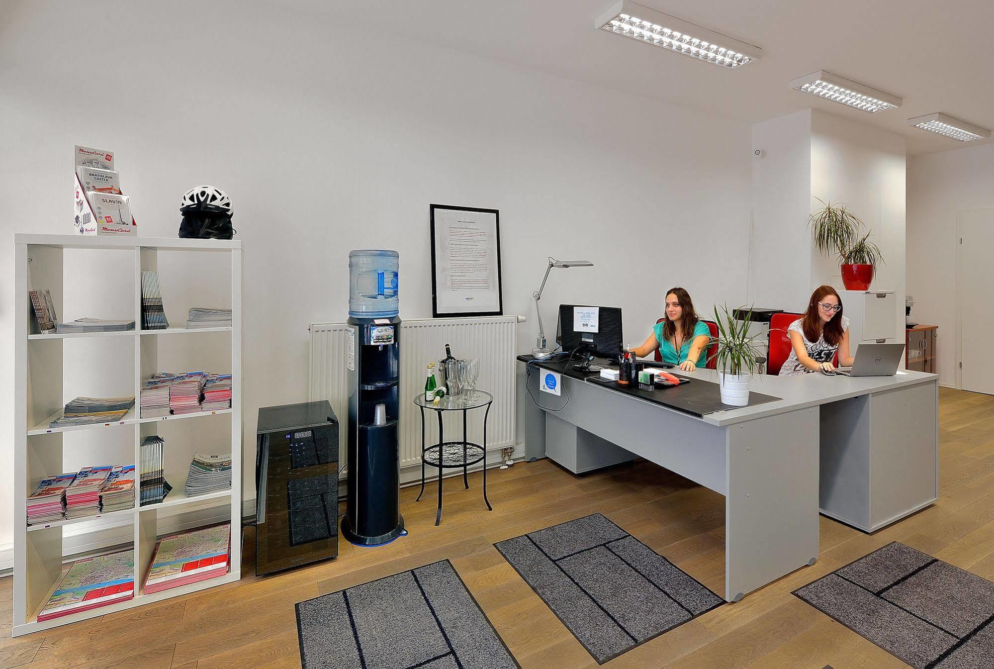 ברטיסלאבה Ambiente Serviced Apartments - Dunajska מראה חיצוני תמונה