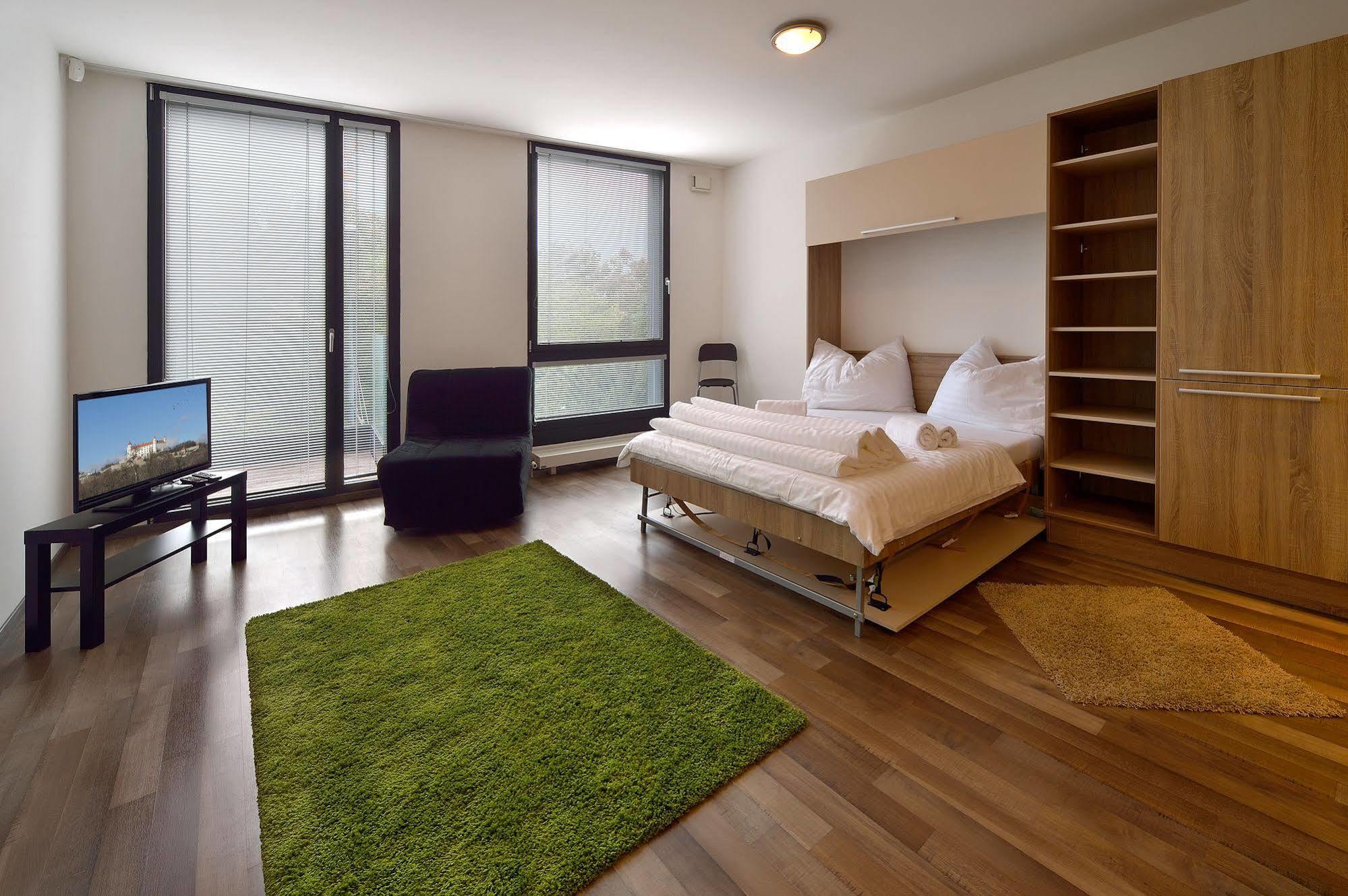 ברטיסלאבה Ambiente Serviced Apartments - Dunajska מראה חיצוני תמונה